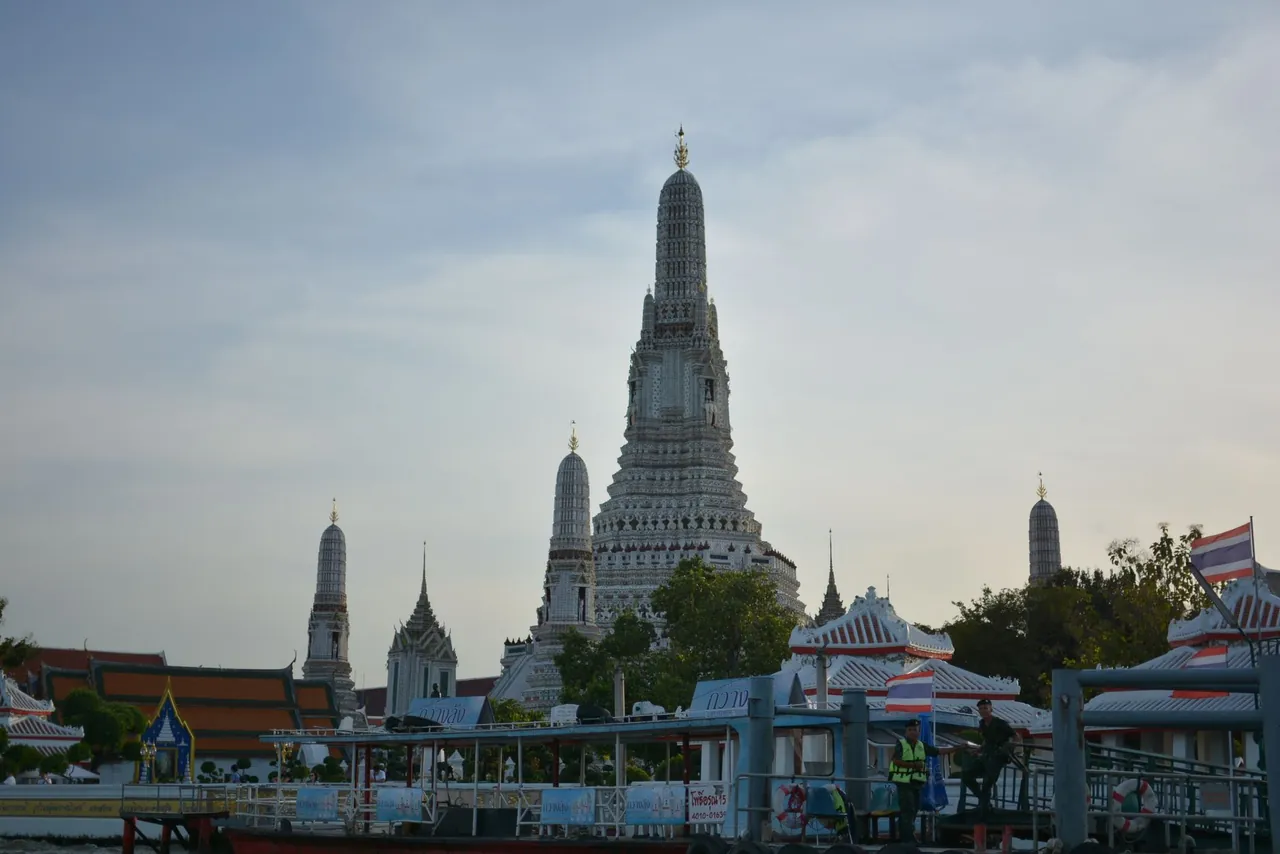 Wat Arun temple beside the Chao Phraya River in Bangkok, Thailand