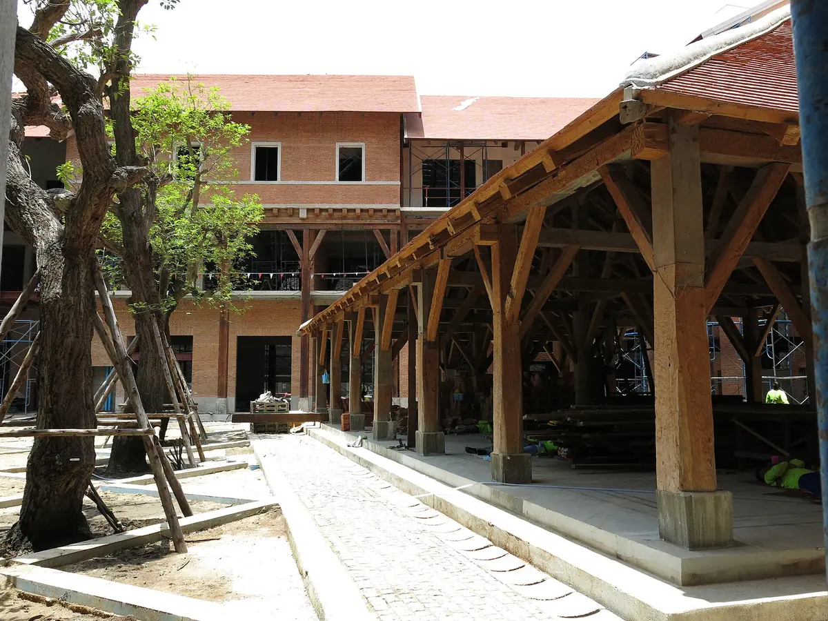 The covered walkway at One Nimman in Chiang Mai